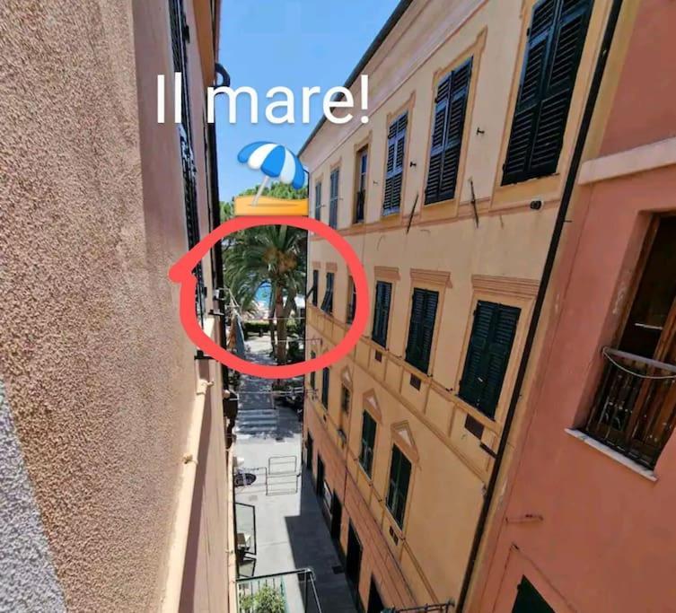 Silver Sands Finale Ligure - Traditional Apartment - 4 Beds & Terrace By The Beach Zewnętrze zdjęcie